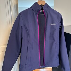 Ladies Columbia jacket Size M